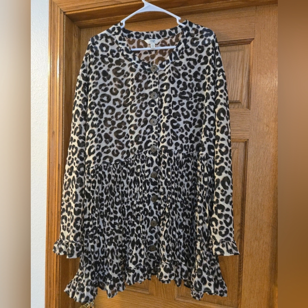 Plus Size 3X Woman's Terra & Sky Button Animal Leopard Print Blouse